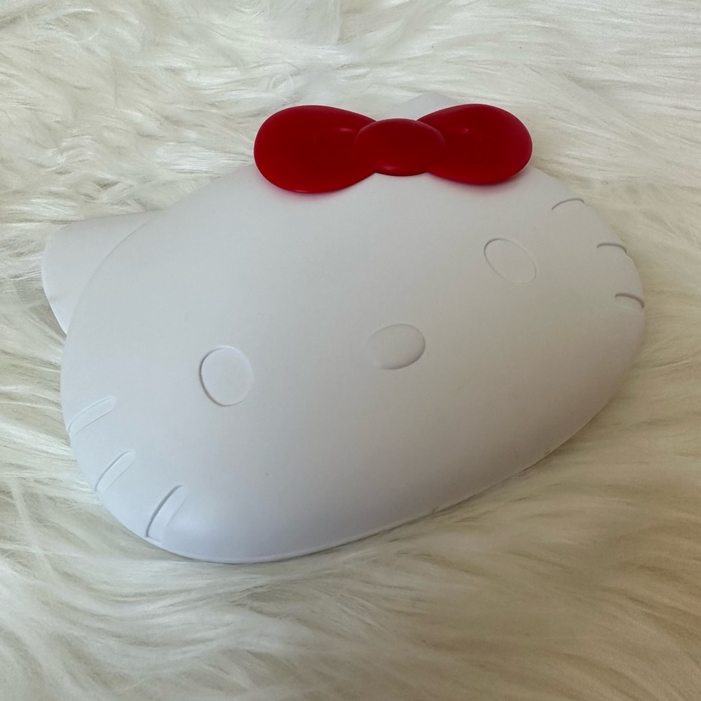 Impressions Vanity Hello Kitty Led Compact Mirror